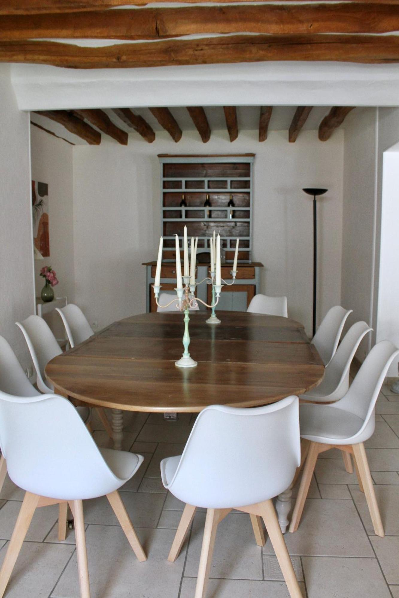 Chambres A La Maison Hermitage Aincourt Buitenkant foto